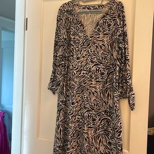 Cotton beautiful zebra patterned Lilly Pulitzer dress.